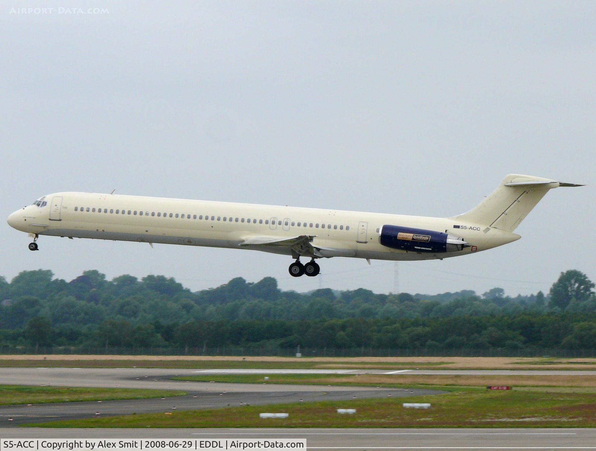 S5-ACC, 1982 McDonnell Douglas MD-82 (DC-9-82) C/N 48095, McDonnell Douglas MD82 S5-ACC Aurora Airlines