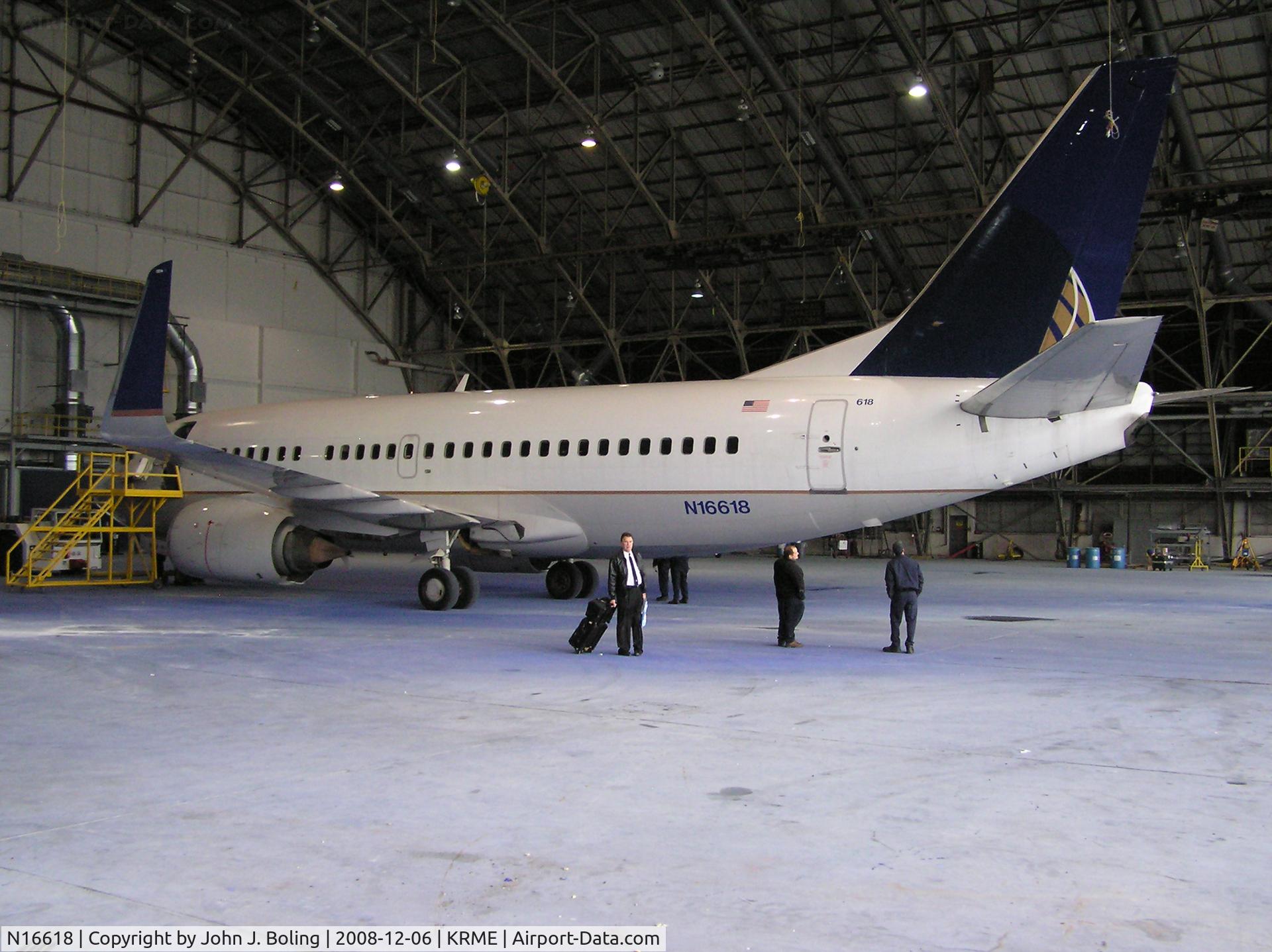 N16618, 1994 Boeing 737-524 C/N 27331, MSN 27331. In maintenance hangar at KRME after ferry from KCLE