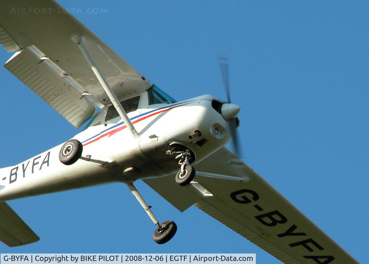 G-BYFA, 1985 Reims Cessna F152 C/N 1968, DOING TOUGH AND GOES RWY 09