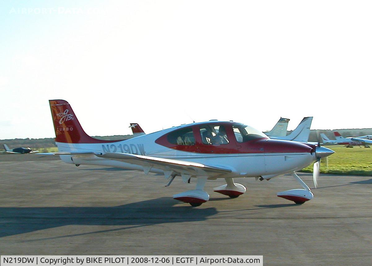 N219DW, 2008 Cirrus SR22 G3 GTSX Turbo C/N 3148, TAXYING TO MAIN HANGERS