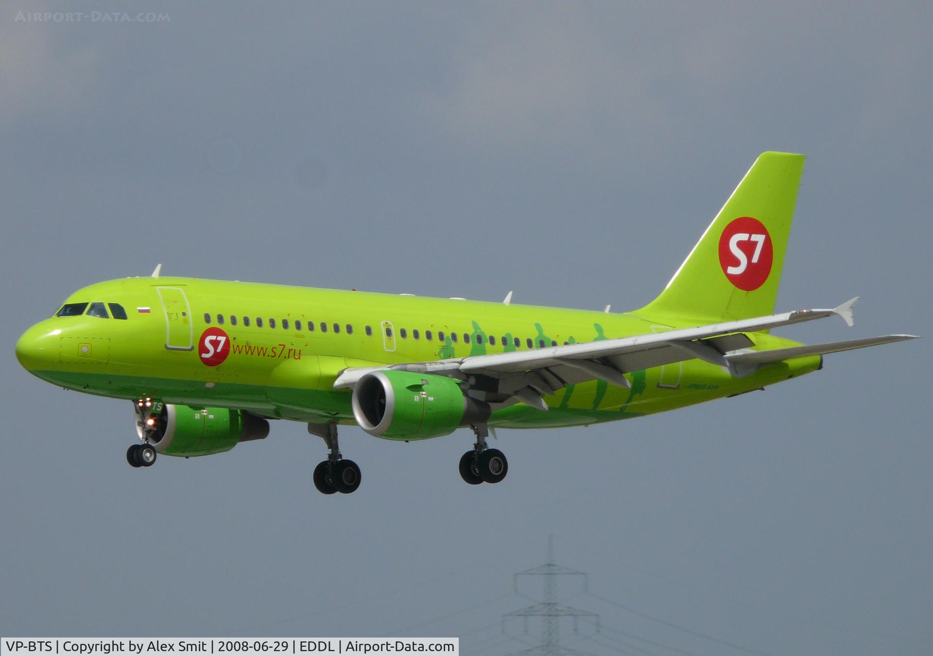 VP-BTS, 2000 Airbus A319-114 C/N 1164, Airbus Industries A319-114 VP-BTS S7 Airlines