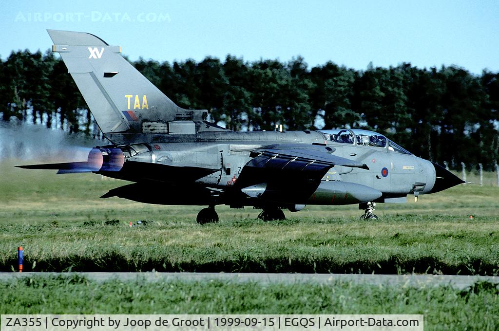 ZA355, 1980 Panavia Tornado GR.1 C/N 032/BS008/3016, After TTTE aircraft were transferred to 15R Sq two digit codes were not sufficient to make tail codes unique. Therefore three digits were introduced.