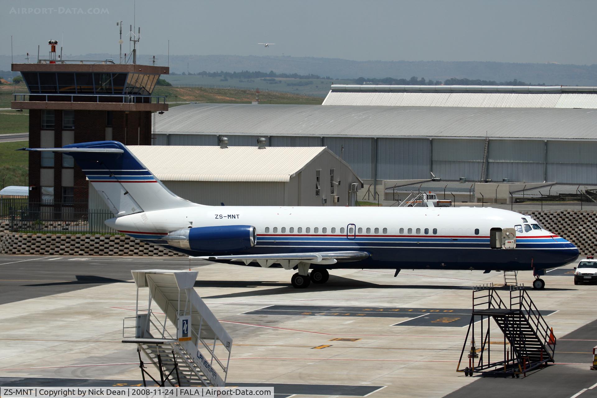 ZS-MNT, 1966 Douglas DC-9-15 C/N 45740, FALA