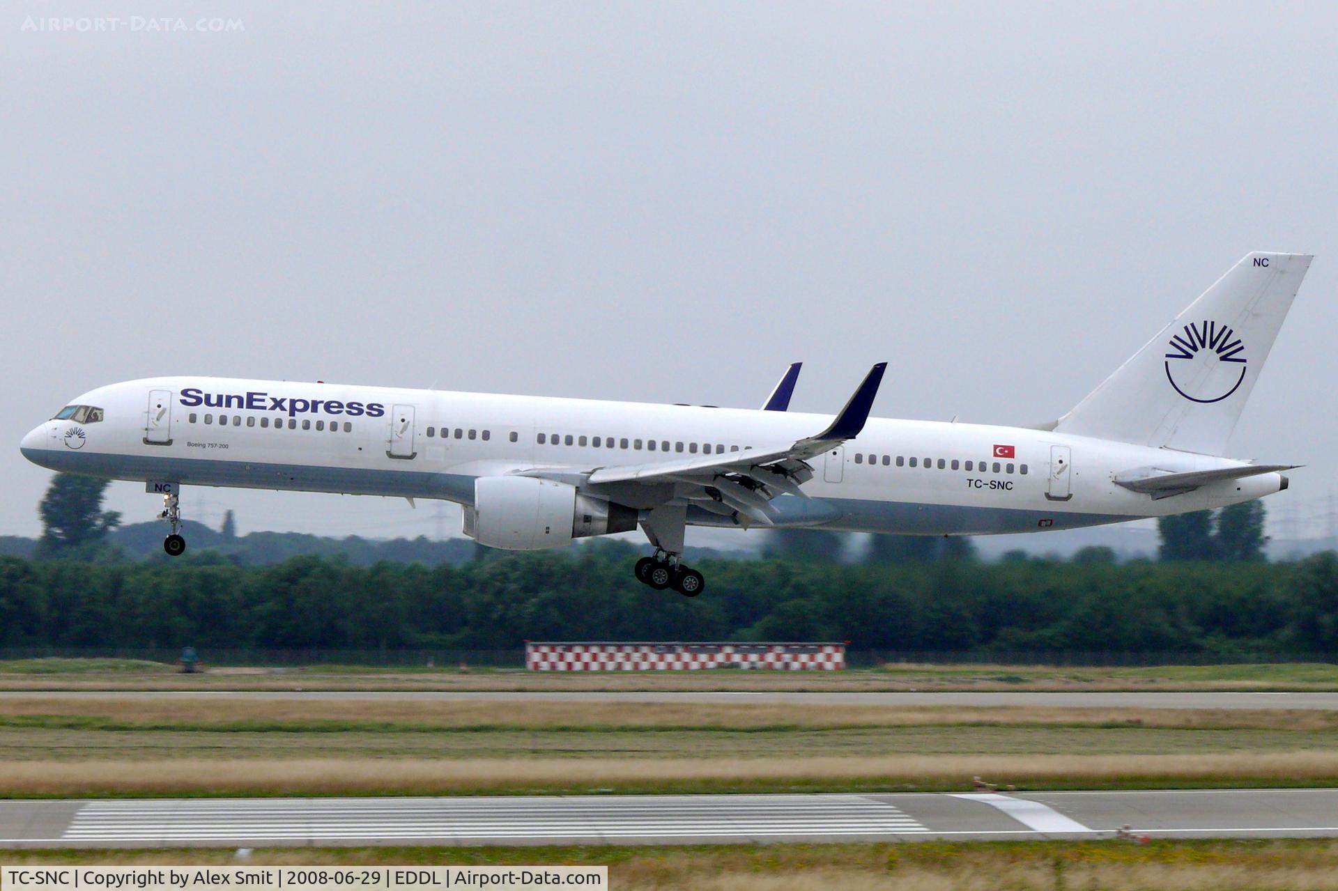 TC-SNC, 1994 Boeing 757-2Q8 C/N 26273, Boeing B757-2Q8
