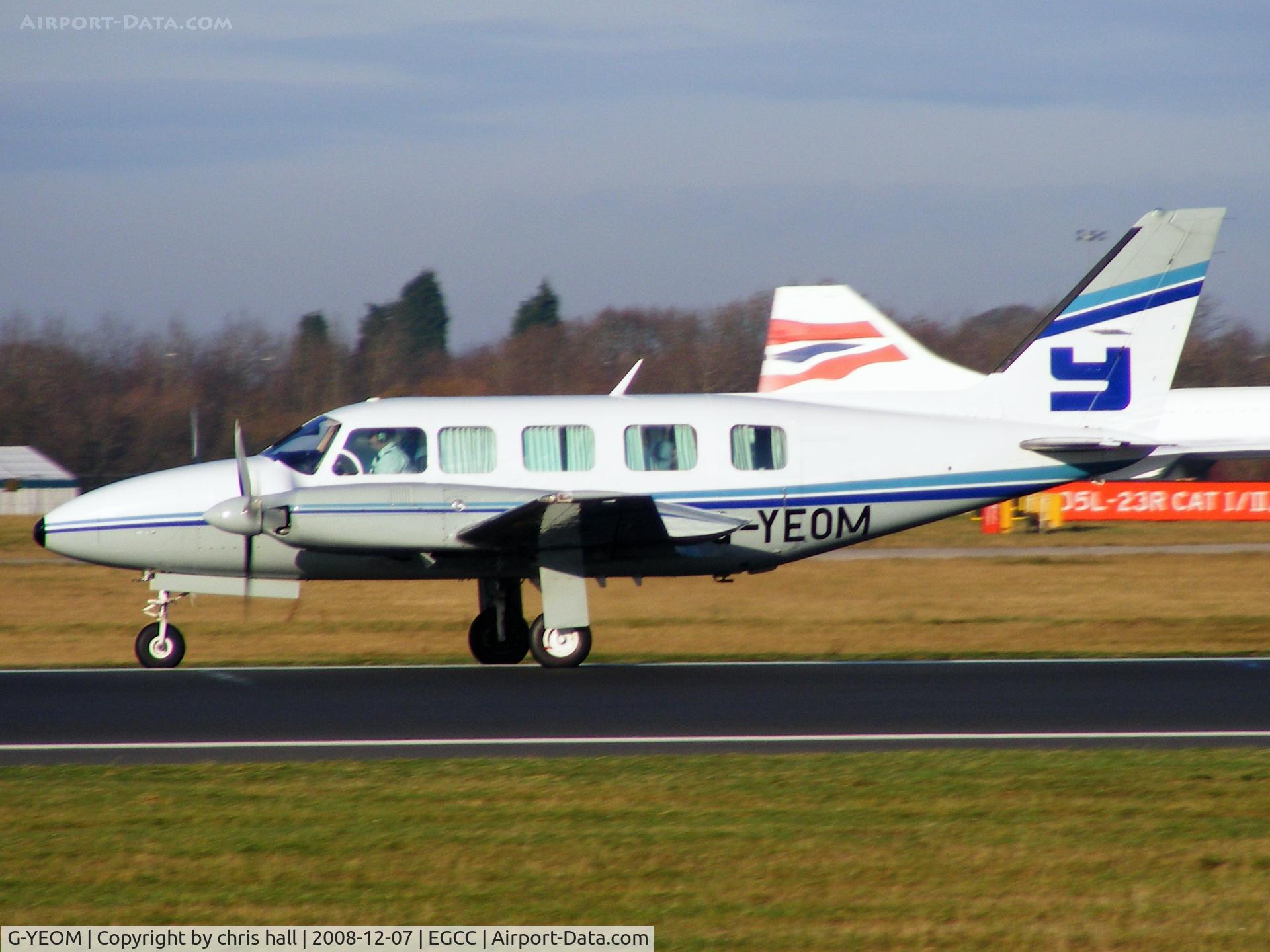 G-YEOM, 1983 Piper PA-31-350 Chieftain C/N 31-8352022, Previous ID: N41108