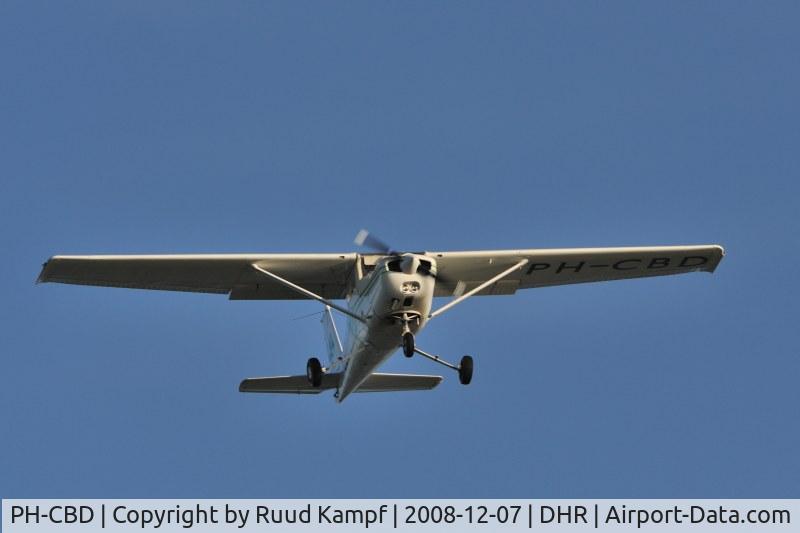 PH-CBD, Reims F152 C/N 1791, Approach to Den Helder, De Kooy Airport