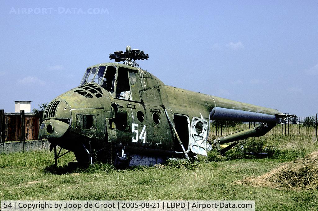 54, 1959 Mil Mi-4 C/N 12112, This helo is in a very bad shape. It's on a dump behind the museum.