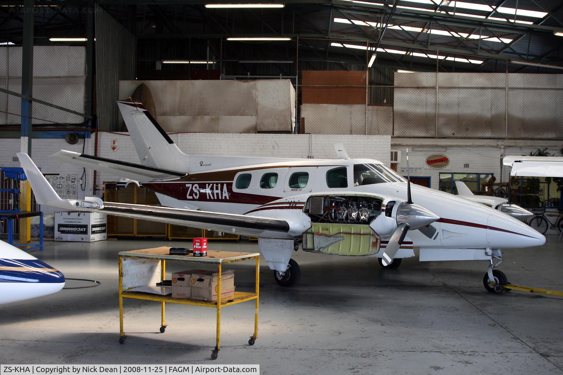 ZS-KHA, 1978 Beech B-60 Duke Duke C/N P-485, FAGM