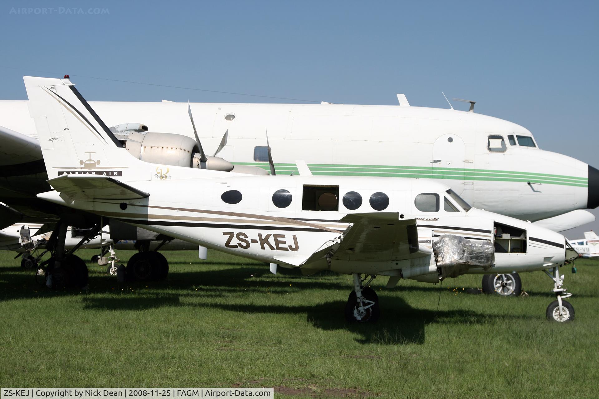 ZS-KEJ, 1968 Beech 65-B80 Queen Air C/N LD-392, FAGM