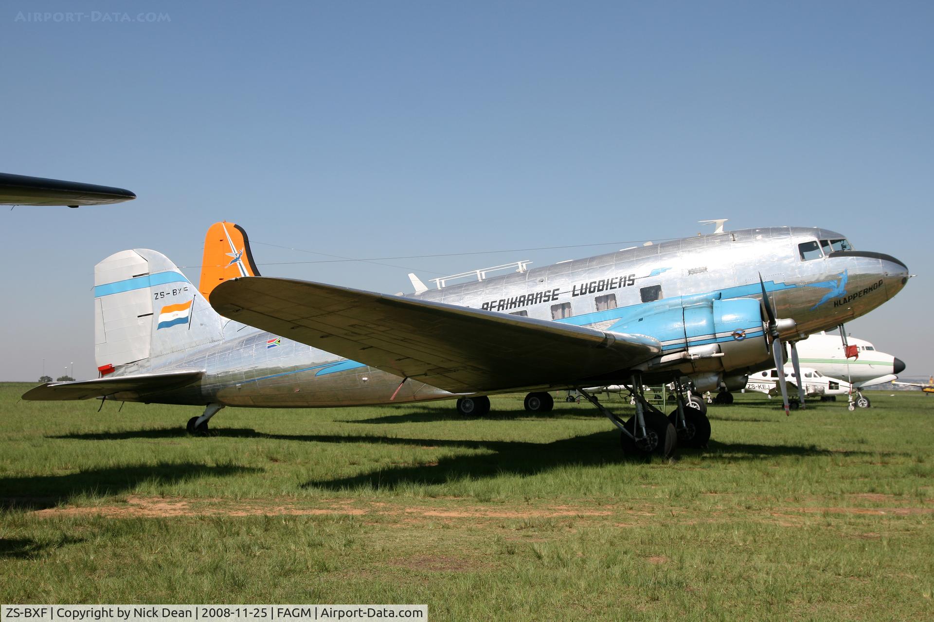 ZS-BXF, 1943 Douglas DC-3 C/N 12107, FAGM