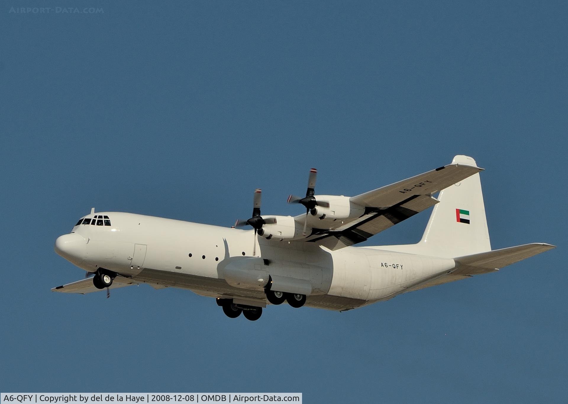 A6-QFY, Lockheed C-130H Hercules C/N 382-4961, Hercules landing at DXB..07/12/08