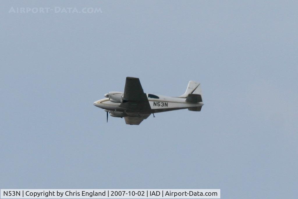 N53N, 1964 Beech D95A Travel Air C/N TD-590, taking off from Dulles