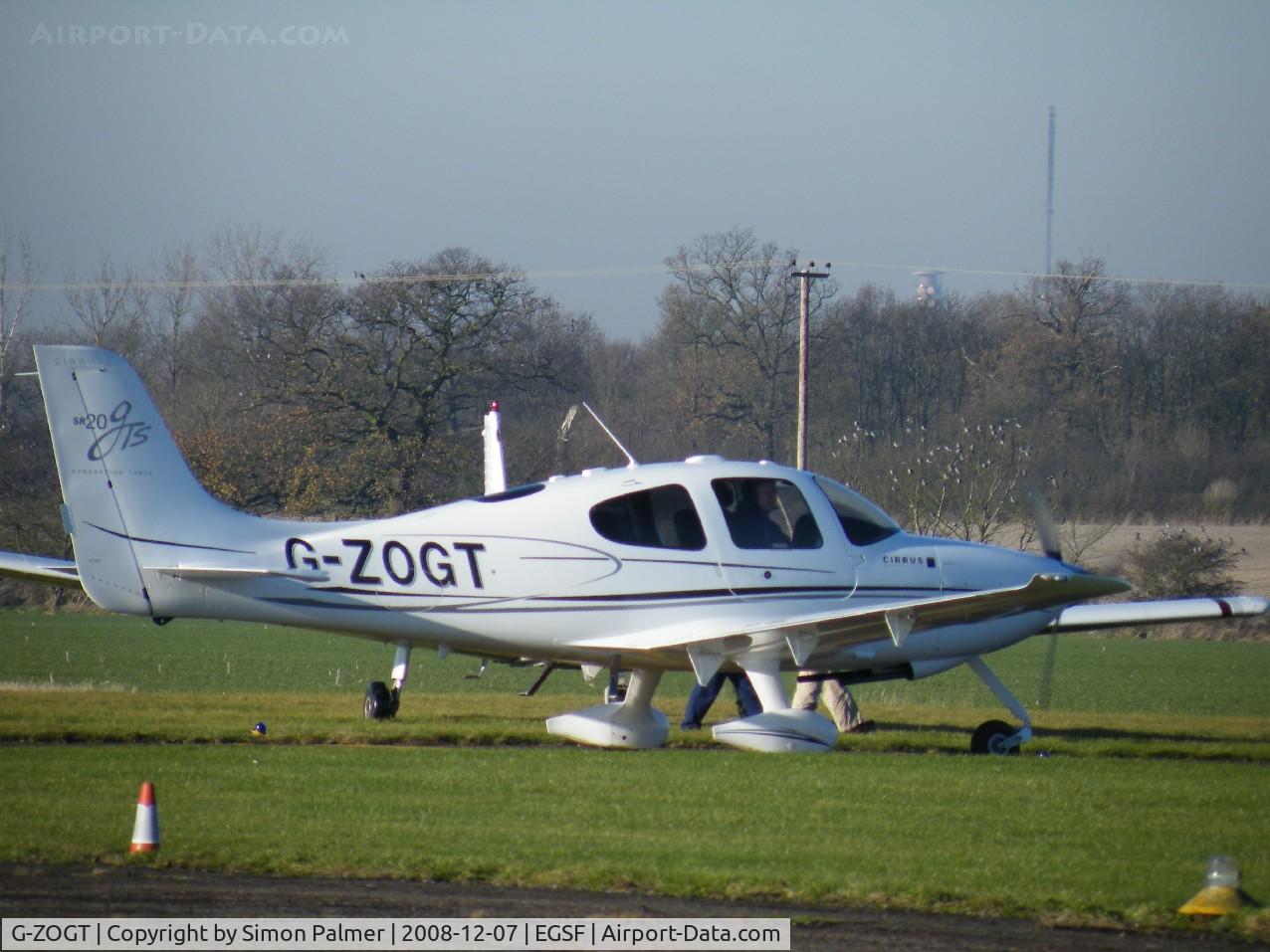 G-ZOGT, 2008 Cirrus SR20 GTS C/N 2010, Cirrus 20GT at Conington