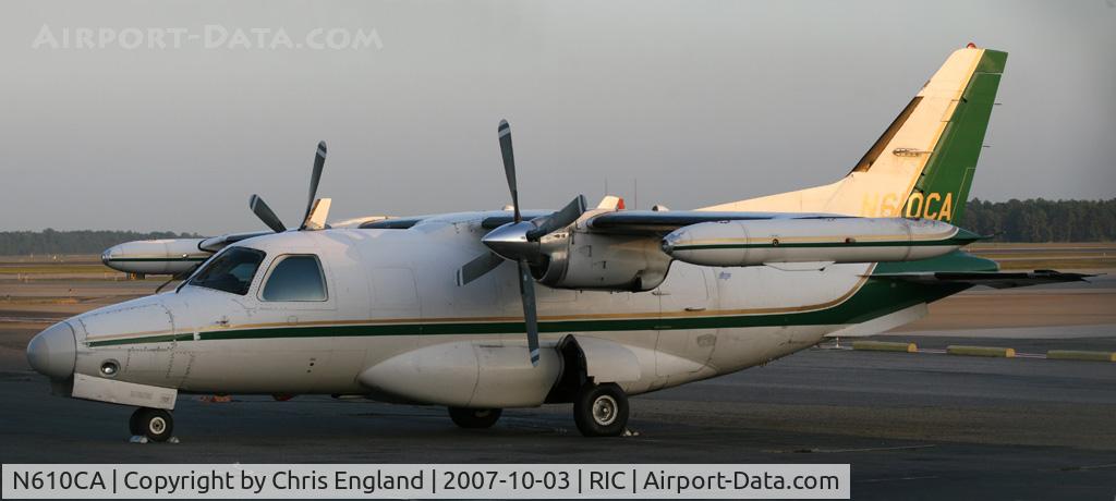 N610CA, 1980 Mitsubishi MU-2B-60 Marquise C/N 788 S.A., awaiting cargo at Richmond