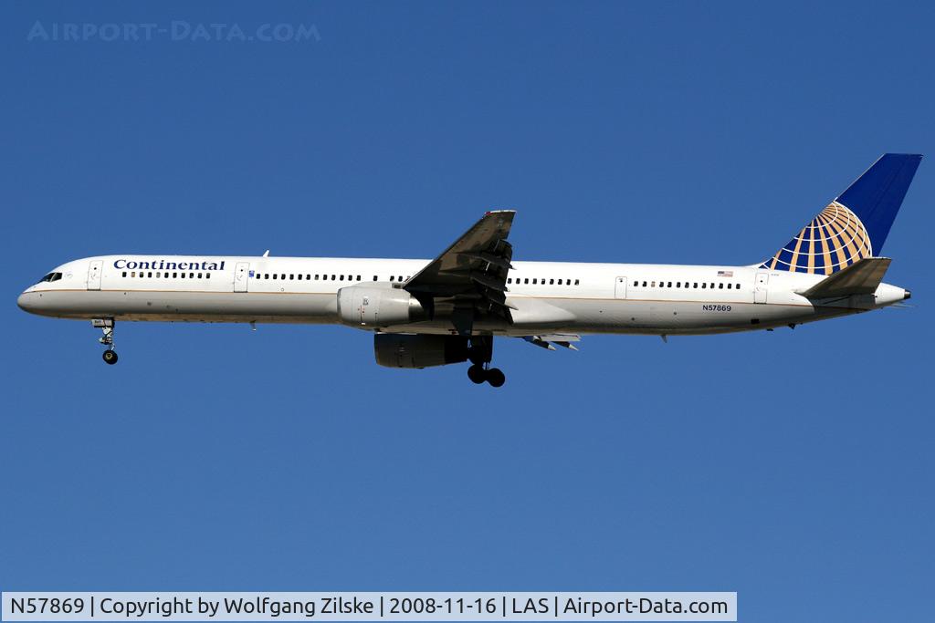 N57869, 2002 Boeing 757-33N C/N 32593, visitor