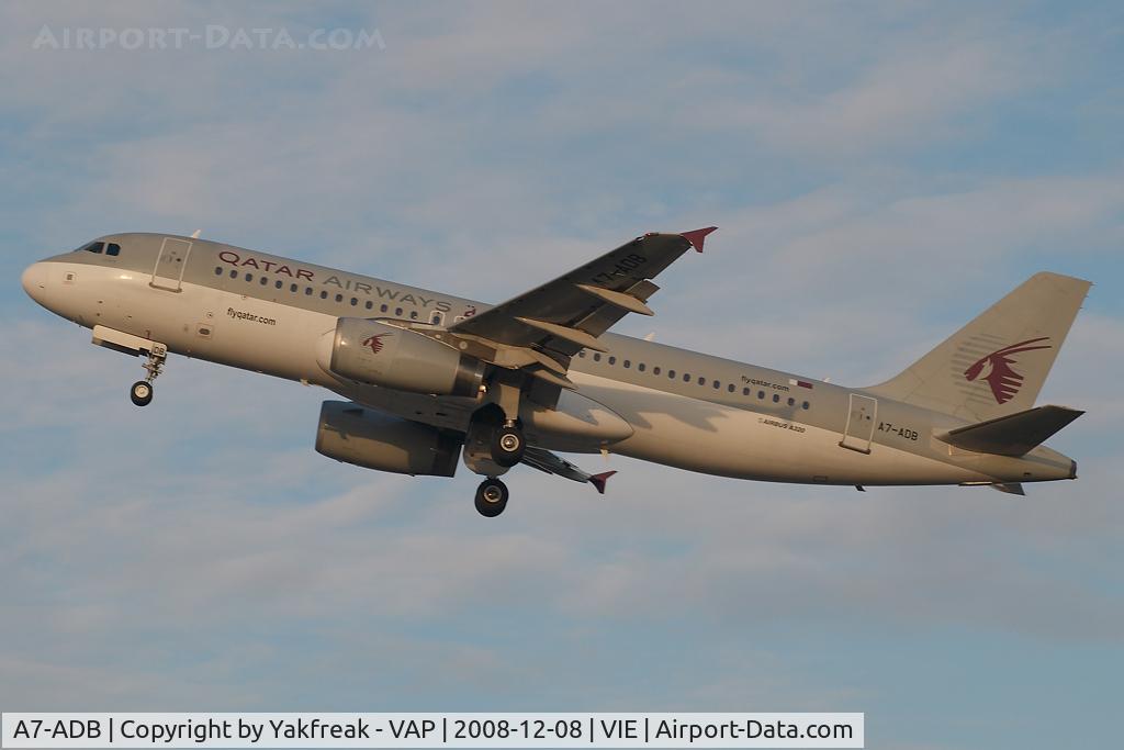 A7-ADB, 2001 Airbus A320-232 C/N 1648, Qatar Airways Airbus 320