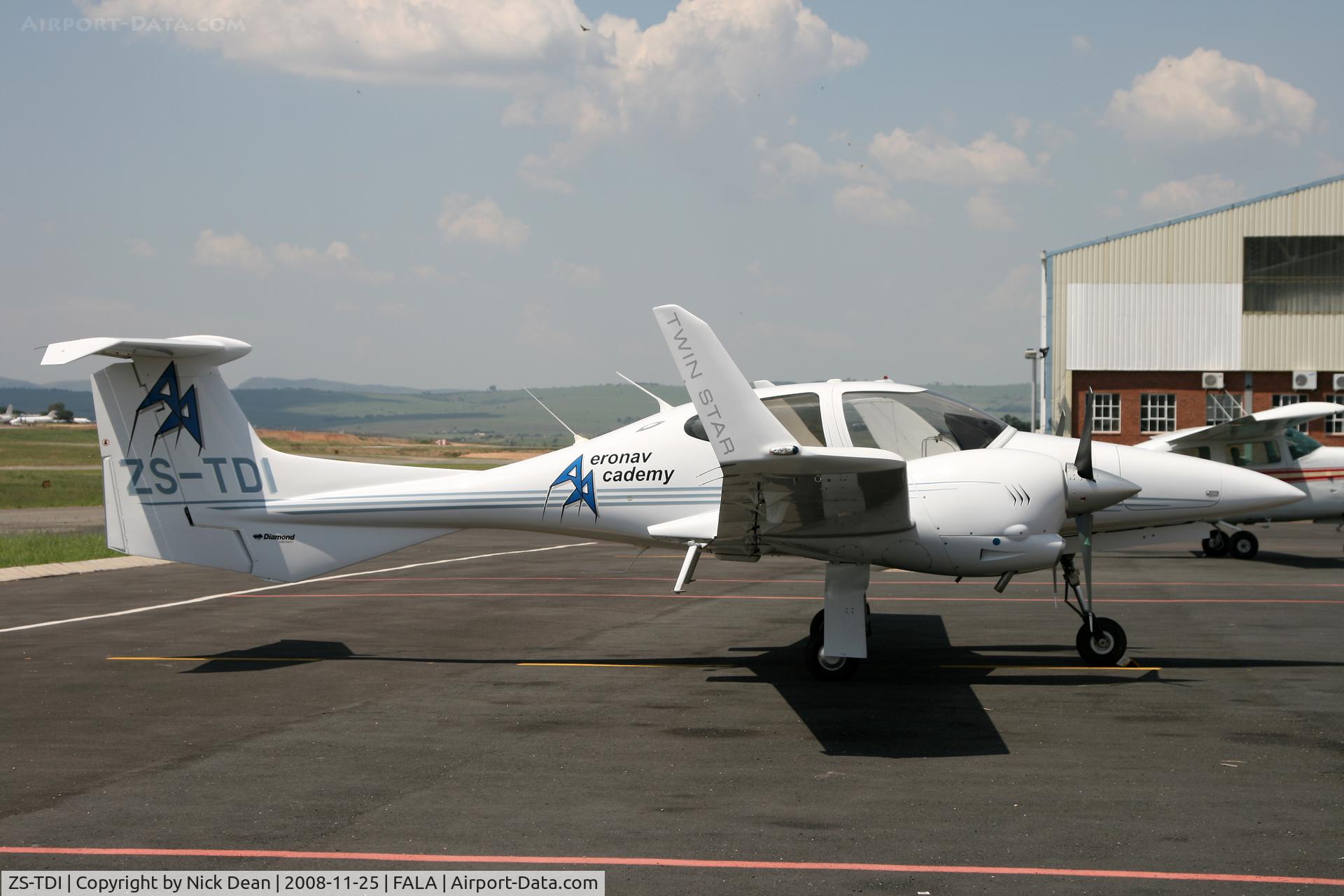 ZS-TDI, 2006 Diamond DA-42 Twin Star C/N 42.200, FALA (Ugliest spindle of an aircraft ever conceived)