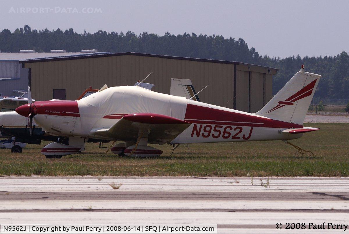 N9562J, 1966 Piper PA-28-180 C/N 28-3697, One more shot across the piano keys