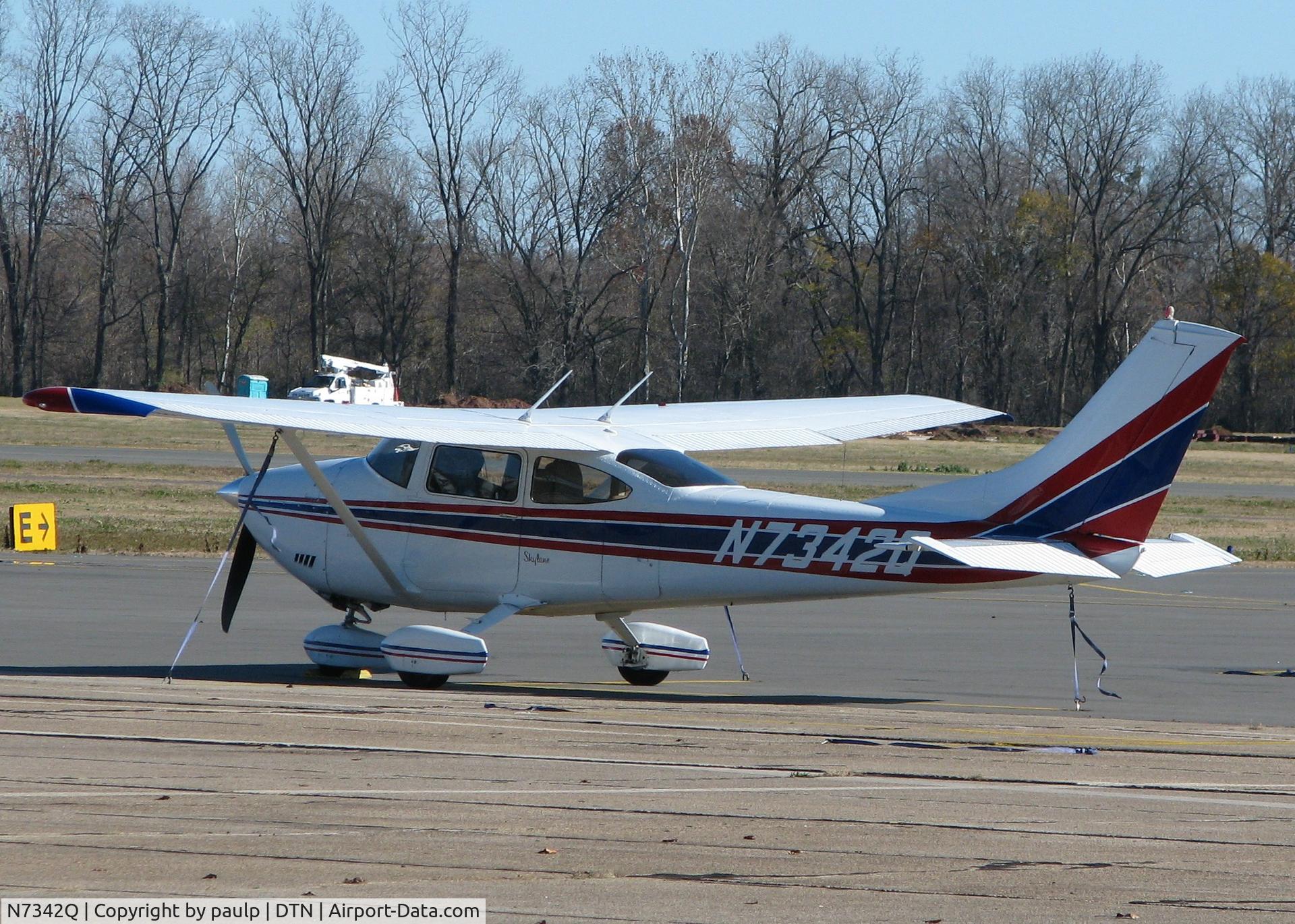N7342Q, 1972 Cessna 182P Skylane C/N 18260982, Parked at Downtown Shreveport.