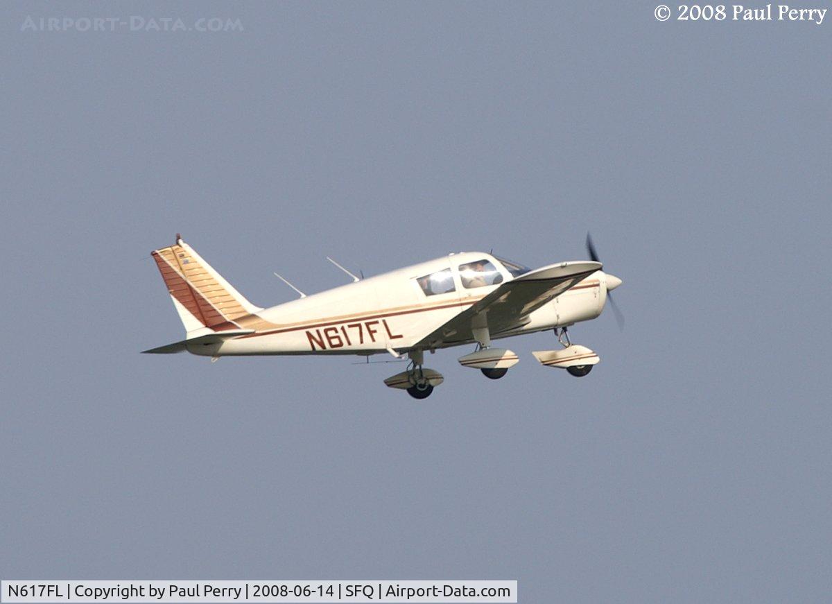 N617FL, 1971 Piper PA-28-140 C/N 28-7125502, Sunlit and on course