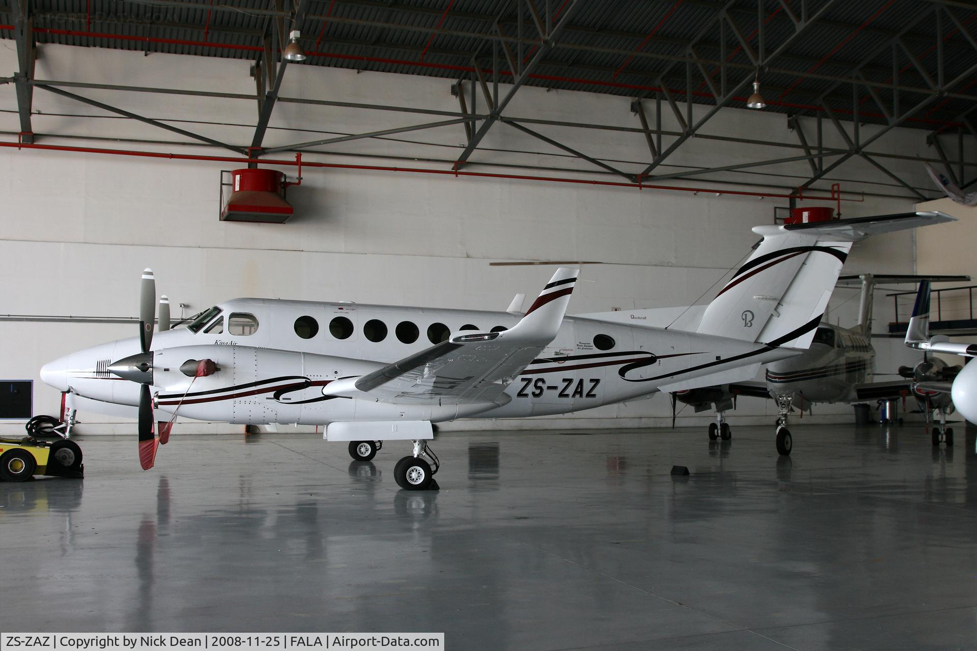 ZS-ZAZ, 2005 Beechcraft King Air 350B C/N FL-459, FALA