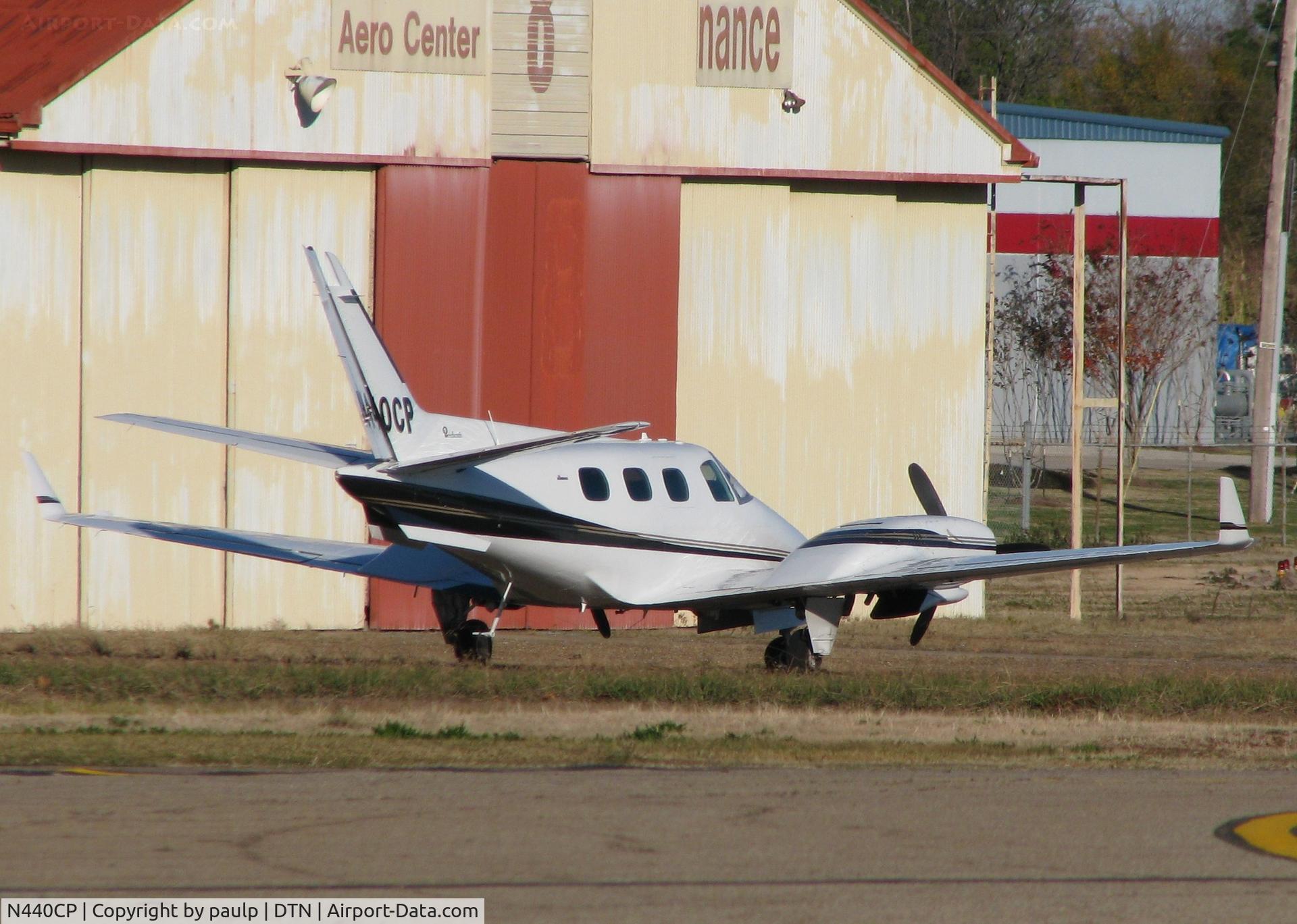 N440CP, 1975 Beech B-60 Duke C/N P-373, Parked at Downtown Shreveport.