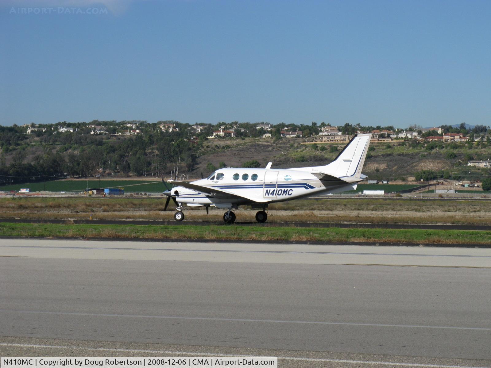 N410MC, 1978 Beech C90A King Air King Air C/N LJ-761, 1978 Beech C90 KING AIR, two P&W(C)PT6A-60As 550 shp each, taxi to Rwy 26