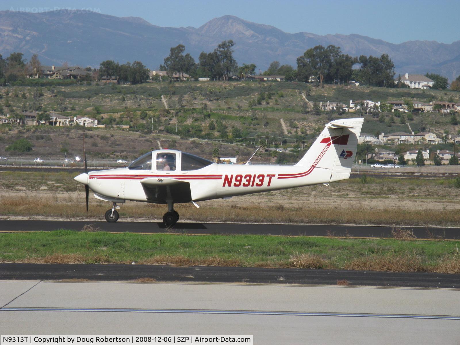 N9313T, 1978 Piper PA-38-112 Tomahawk Tomahawk C/N 38-78A0022, 1978 Piper PA-38-112 TOMAHAWK, Lycoming O-235 112 Hp, taxi to Rwy 26