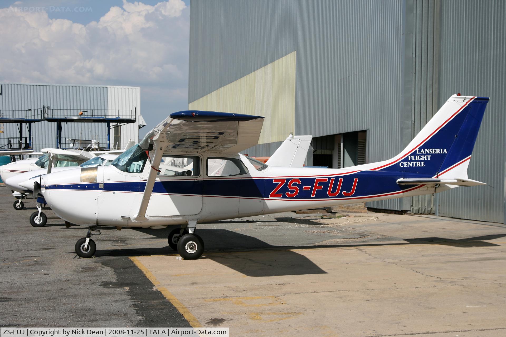 ZS-FUJ, Cessna 172K Skyhawk Skyhawk C/N 17258378, FALA