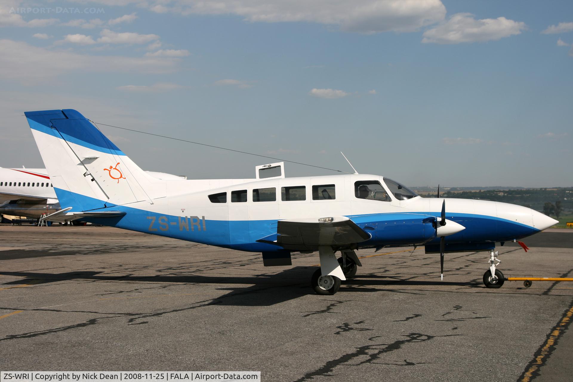 ZS-WRI, 1982 Cessna 402C C/N 402C-0610, FALA