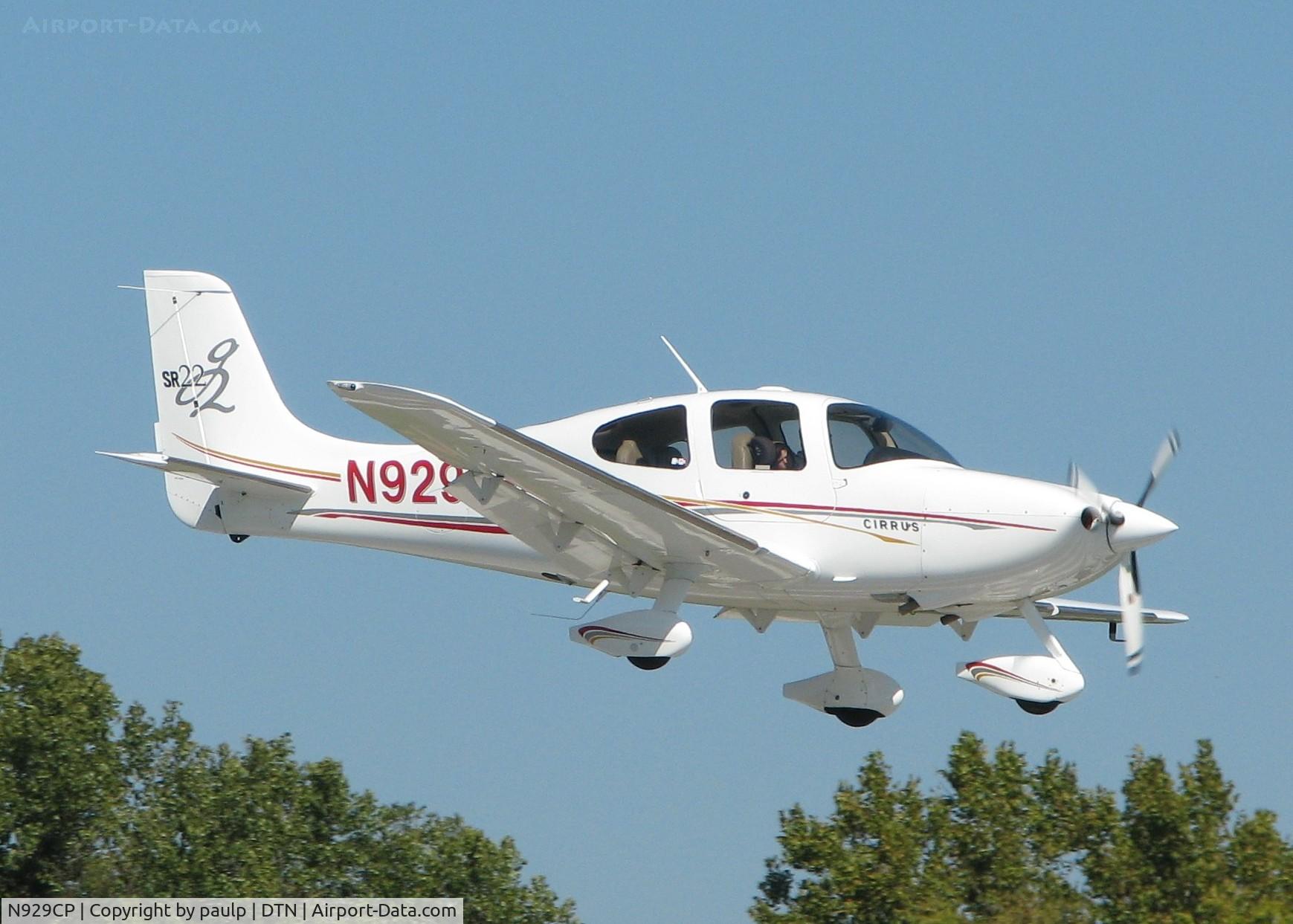 N929CP, 2004 Cirrus SR22 G2 C/N 0856, Landing at Downtown Shreveport. I wonder if he will wake up when they touch down?