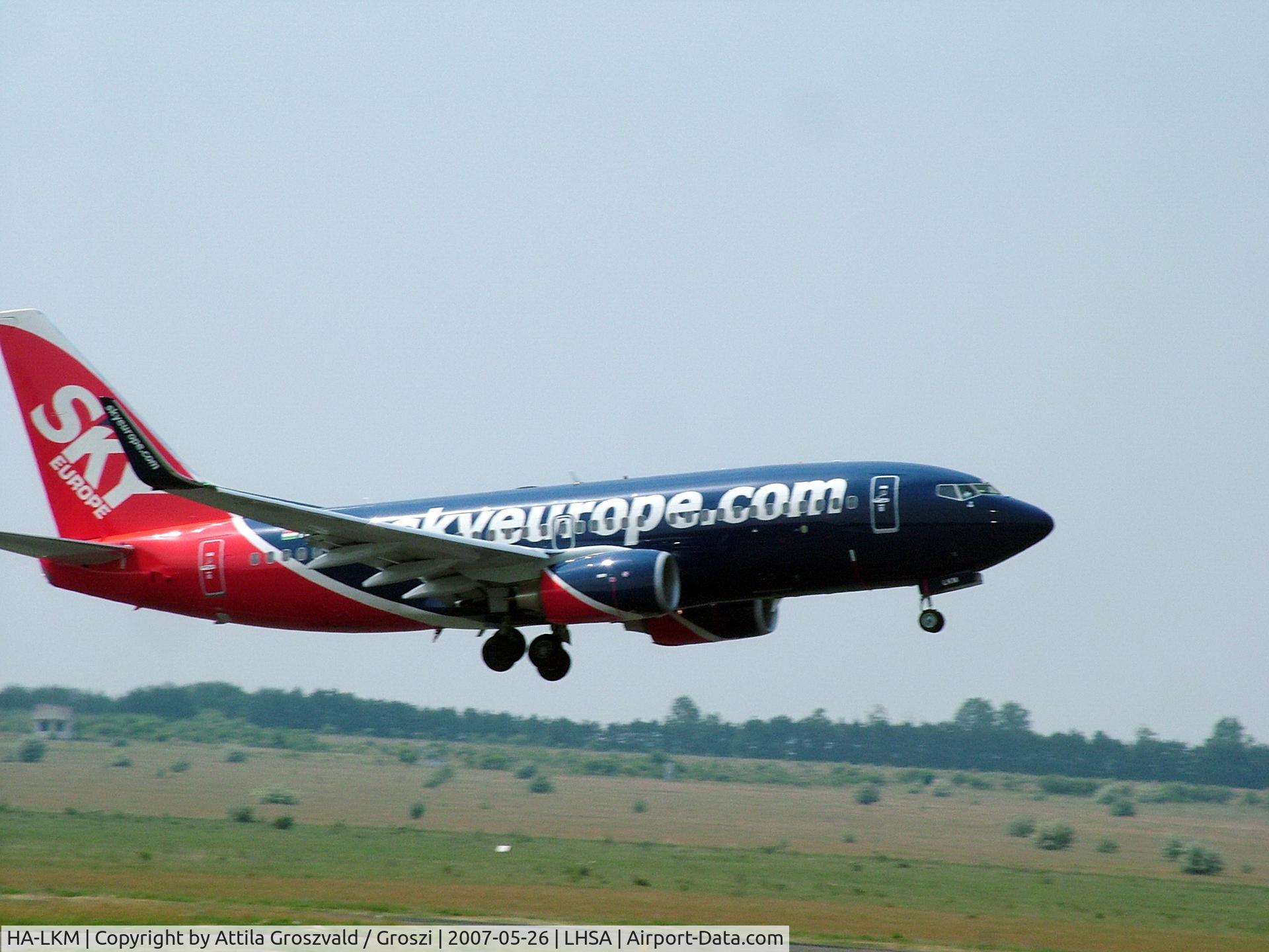 HA-LKM, 2007 Boeing 737-76N C/N 34758, Szentkirályszabadja Hungary / LHSA - Airshow '2007