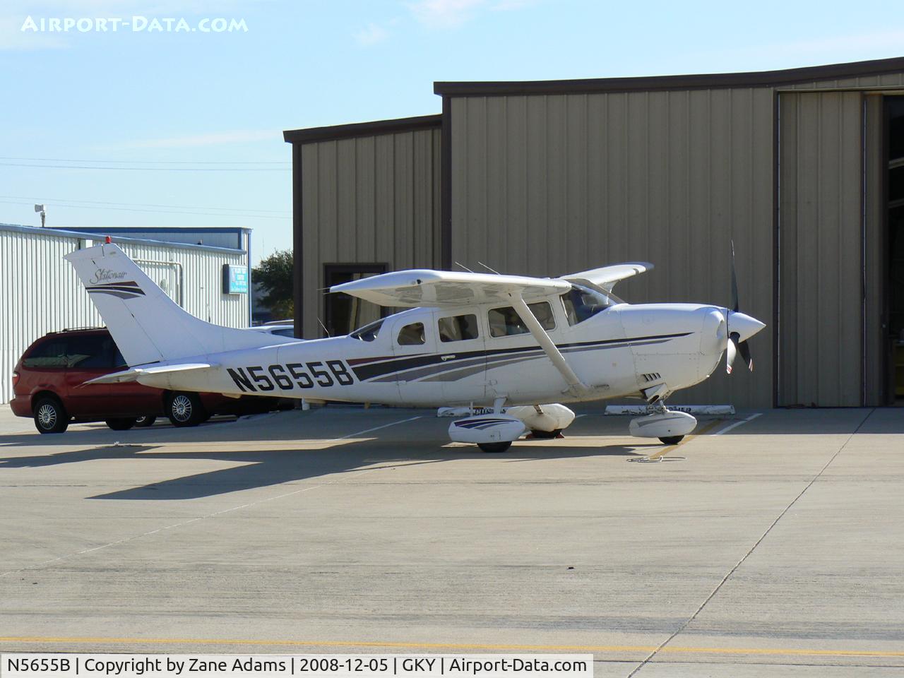 N5655B, 1999 Cessna T206H Turbo Stationair C/N T20608015, At Arlington Municipal