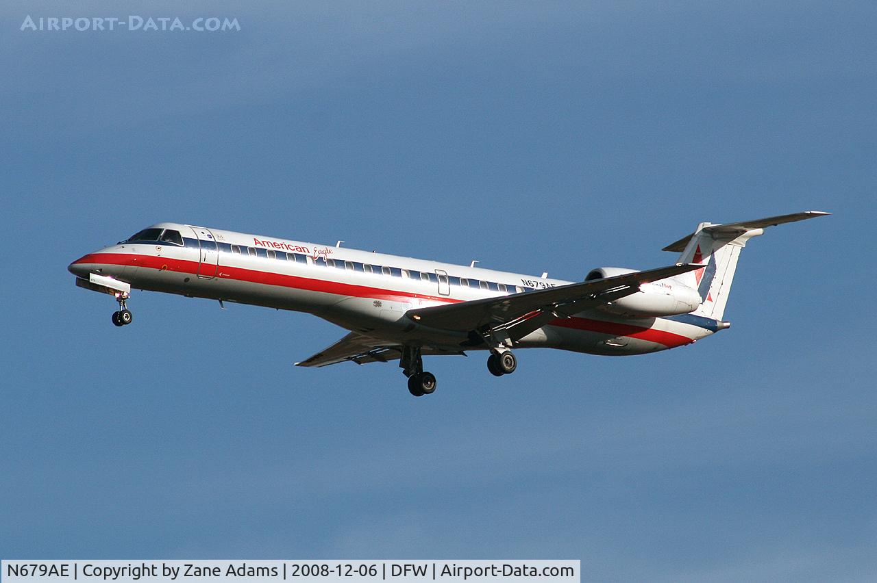 N679AE, 2004 Embraer ERJ-145LR (EMB-145LR) C/N 14500814, American Eagle landing at DFW