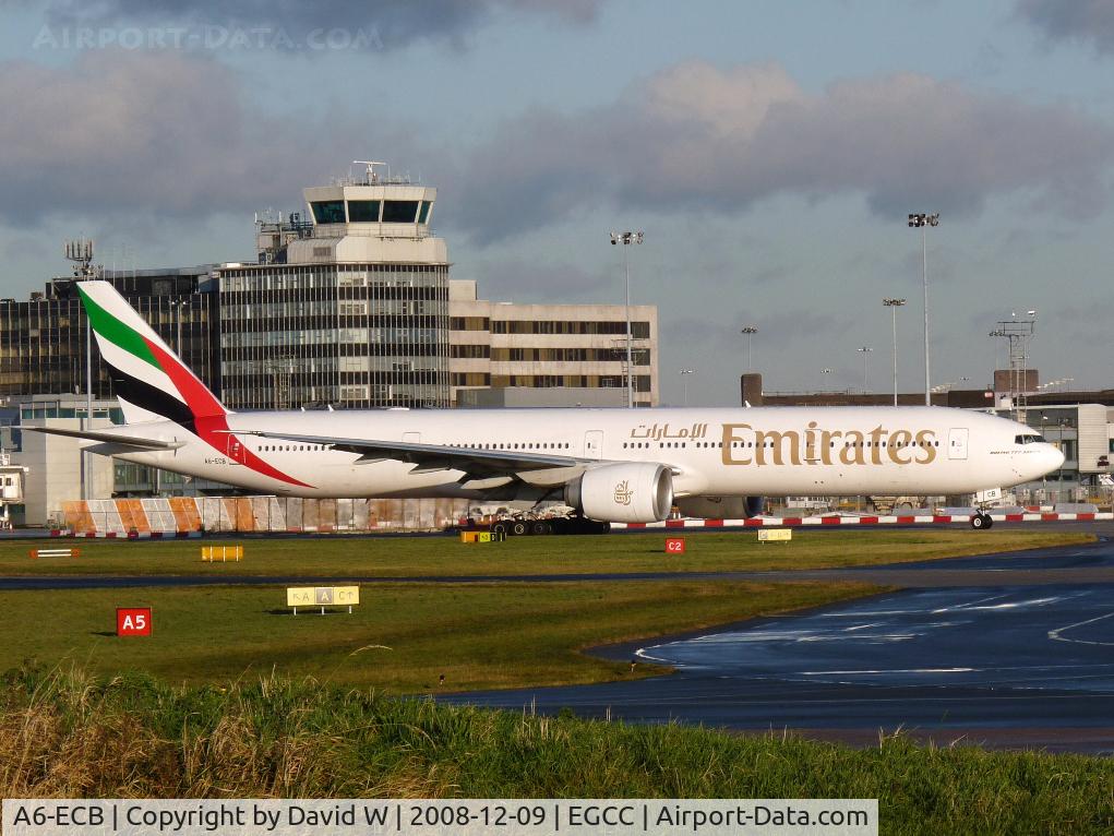 A6-ECB, 2007 Boeing 777-31H/ER C/N 32714, Taxing out