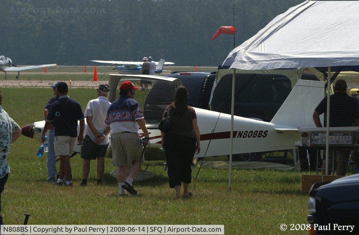 N808BS, 1999 Rand Robinson KR-2S C/N 808, Feeling crowded