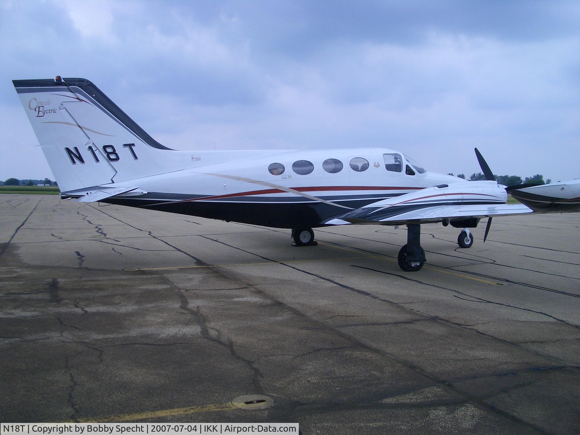 N18T, 1968 Cessna 421 Golden Eagle C/N 421-0144, N18T on ramp Kankakee Illinois