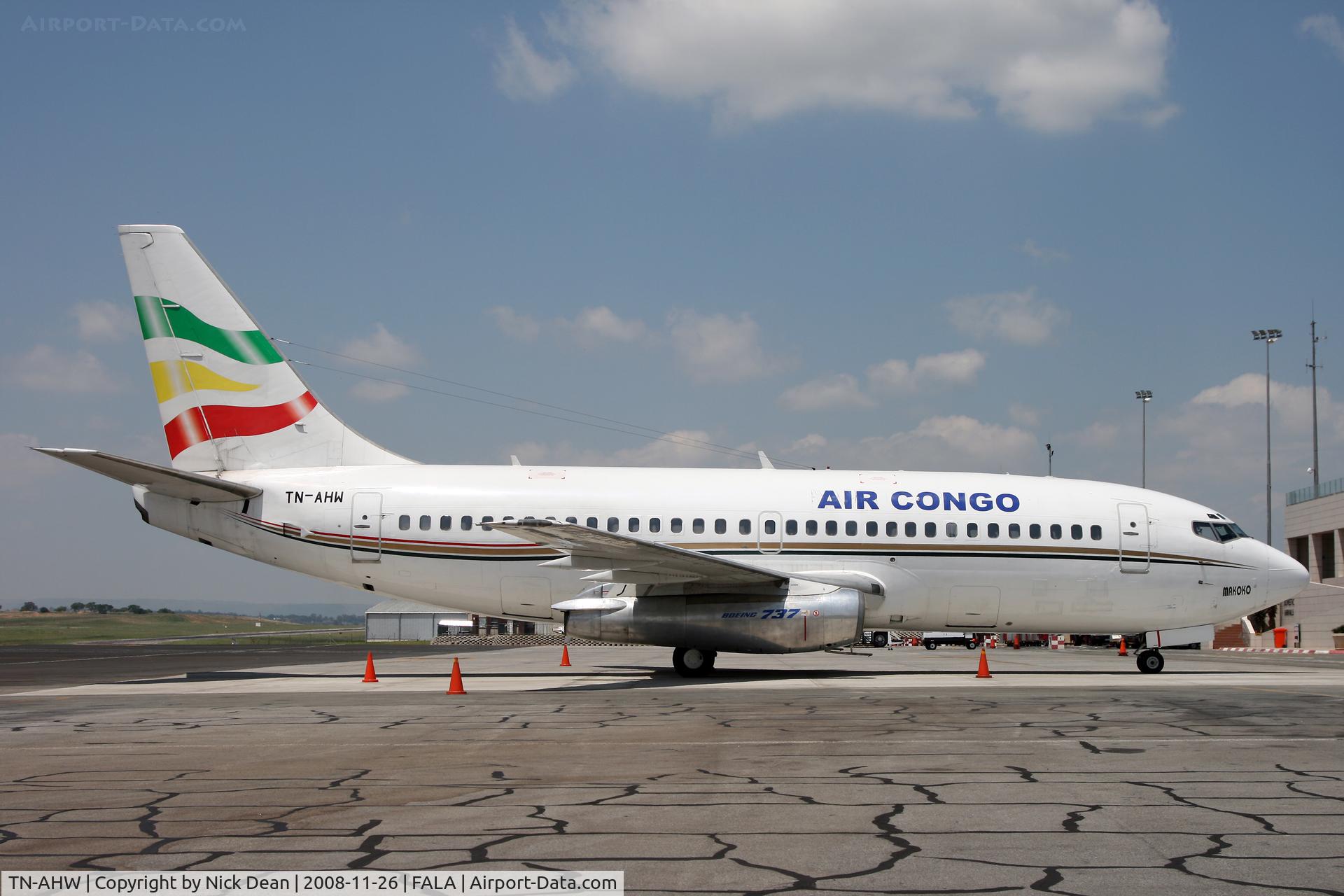 TN-AHW, Boeing 737-200, FALA