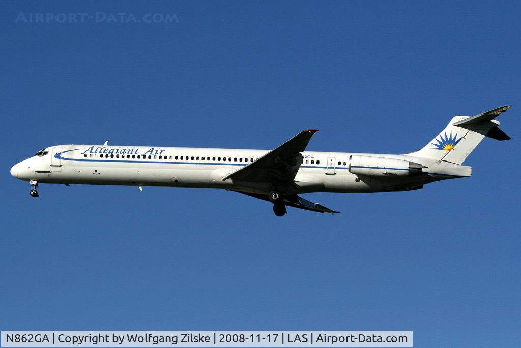 N862GA, 1987 McDonnell Douglas MD-83 (DC-9-83) C/N 49556, visitor