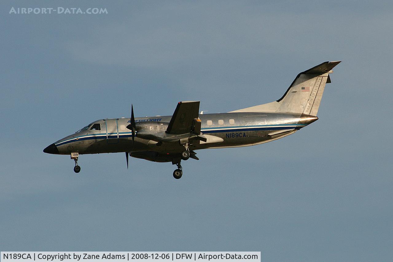 N189CA, 1990 Embraer EMB-120ER Brasilia C/N 120.189, Ameriflight Freight EMB-120 landing at DFW