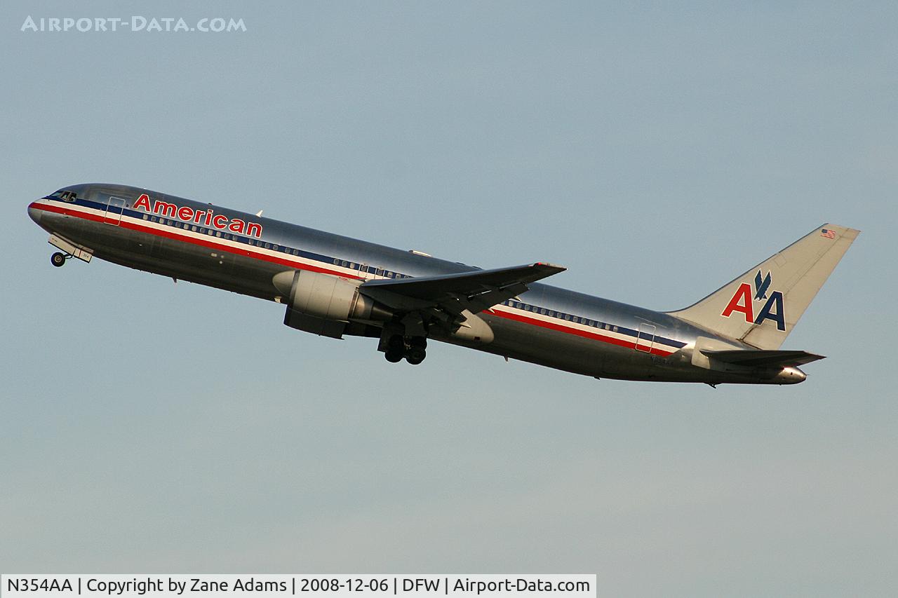 N354AA, 1988 Boeing 767-323 C/N 24035, American Airlines 767 Departing 36R at DFW