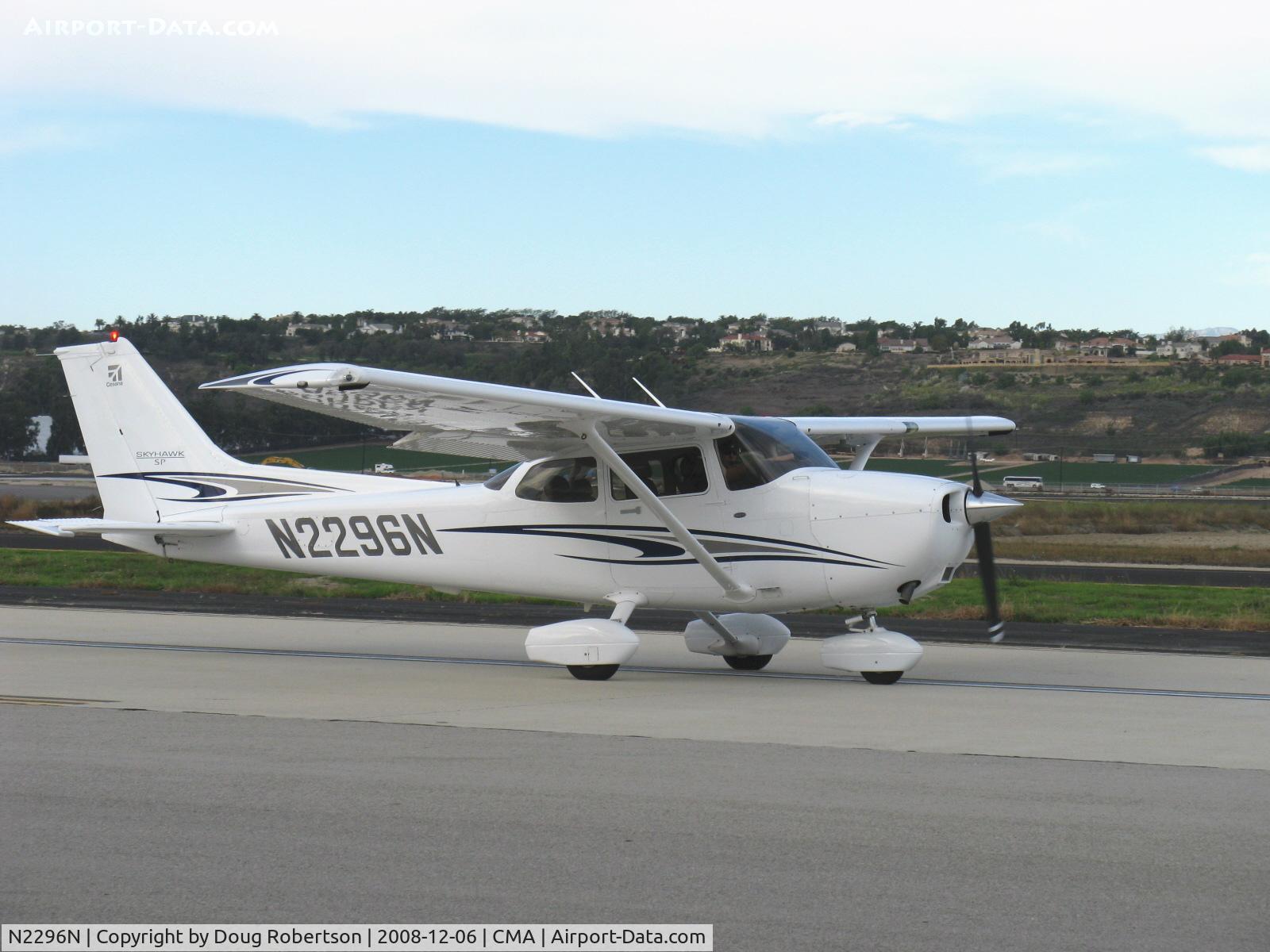 N2296N, 2005 Cessna 172S C/N 172S9967, 2005 Cessna 172S SKYHAWK SP II, Lycoming IO-360-L2A 180 Hp, taxi