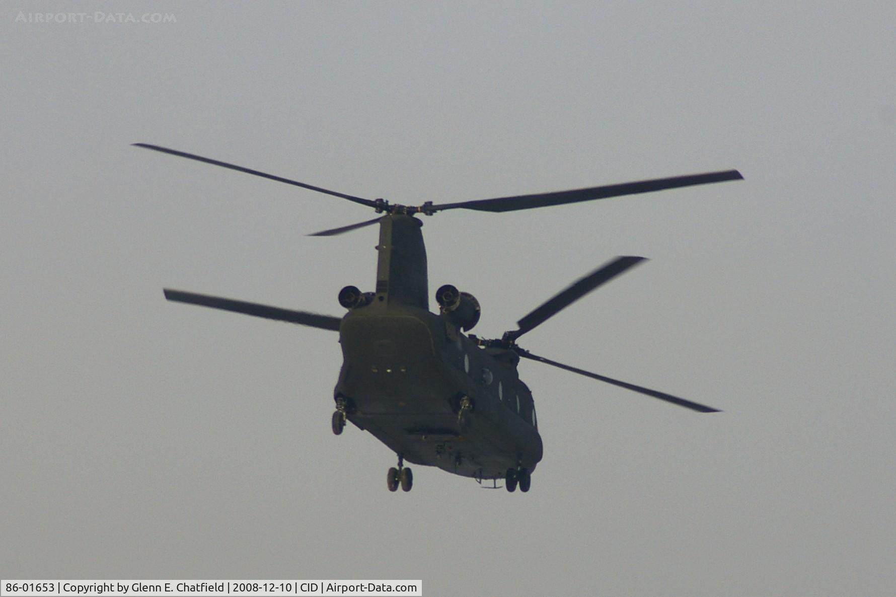86-01653, 1986 Boeing CH-47D Chinook C/N M.3158, Departing to the north west