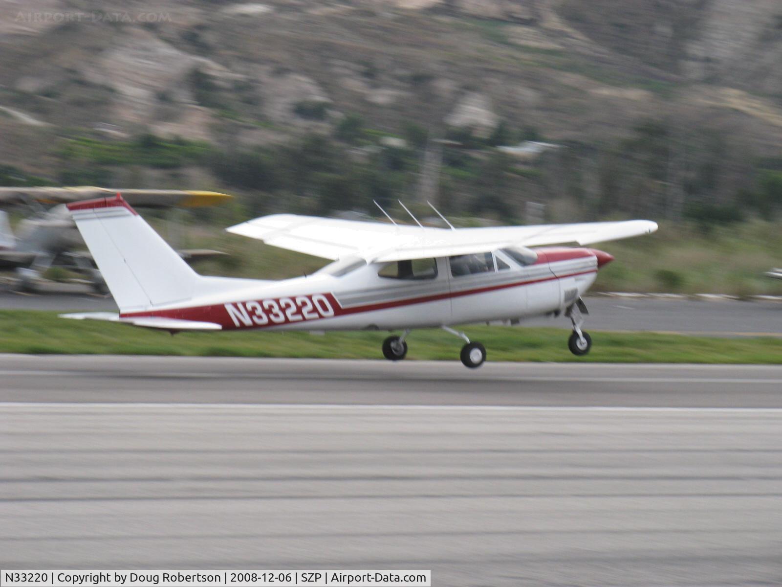 N33220, 1976 Cessna 177RG Cardinal C/N 177RG0925, 1976 Cessna 177RG CARDINAL, Lycoming IO-360-A1B6D 180 Hp, takeoff Rwy 22
