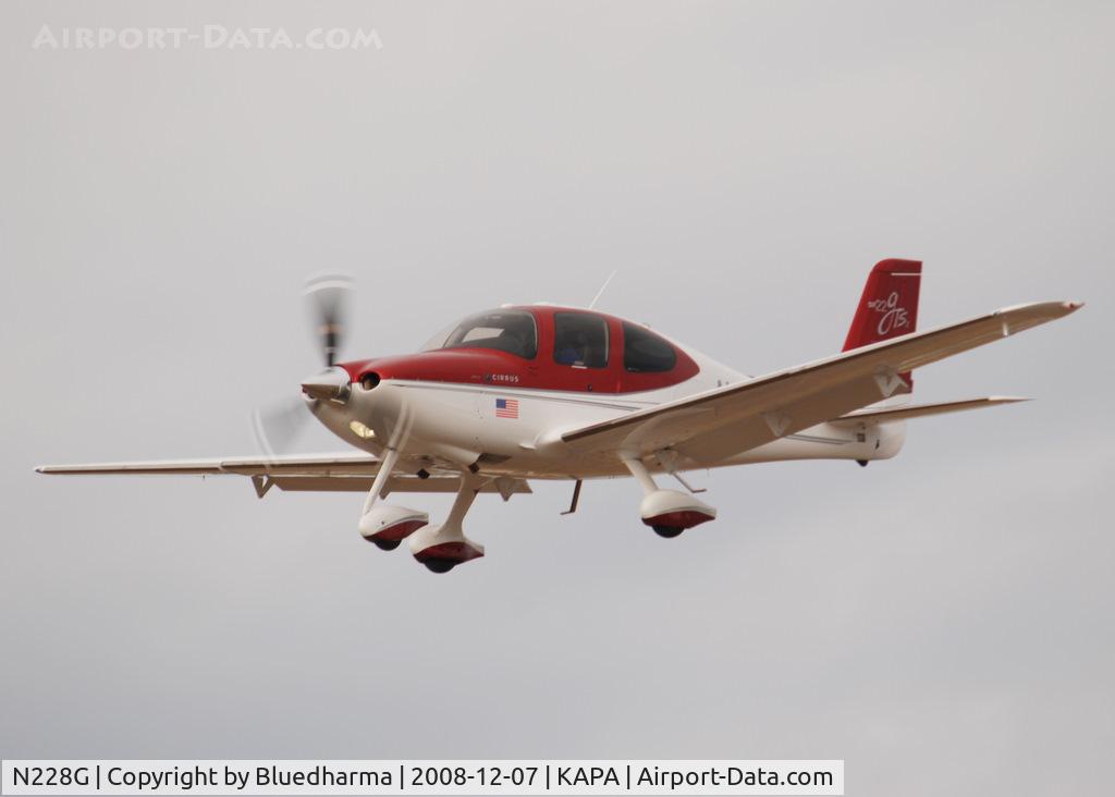 N228G, 2008 Cirrus SR22 C/N 3131, On final approach to 17L.