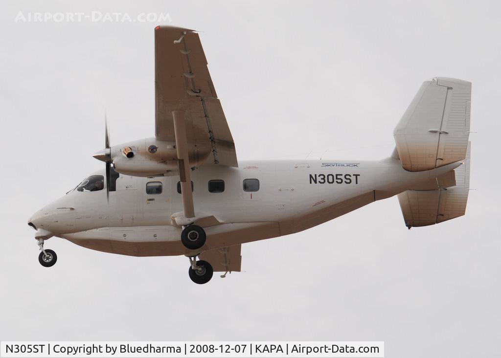 N305ST, 2004 PZL-Mielec M-28-05 Skytruck C/N AJE003-05, On final approach to 17L.