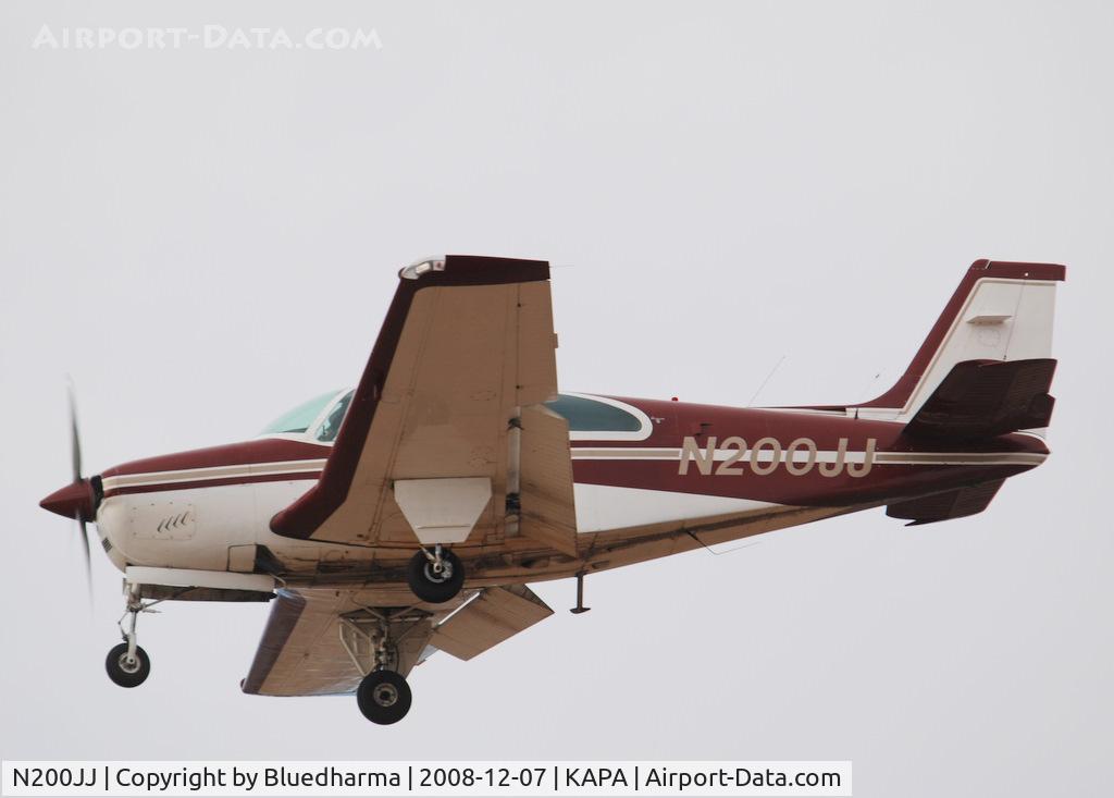 N200JJ, 1966 Beech 35-C33A Debonair C/N CE-112, On final approach to 17L.