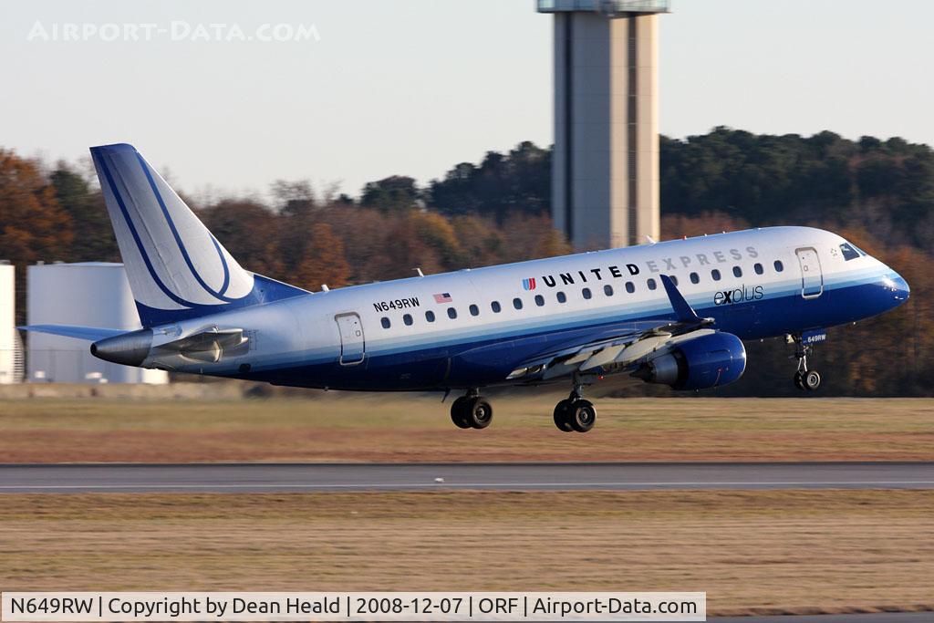 N649RW, 2005 Embraer 170SE (ERJ-170-100SE) C/N 17000070, United Express (Shuttle America) N649RW (FLT TCF7524) departing RWY 23 enroute to Washington Dulles Int'l (KIAD).