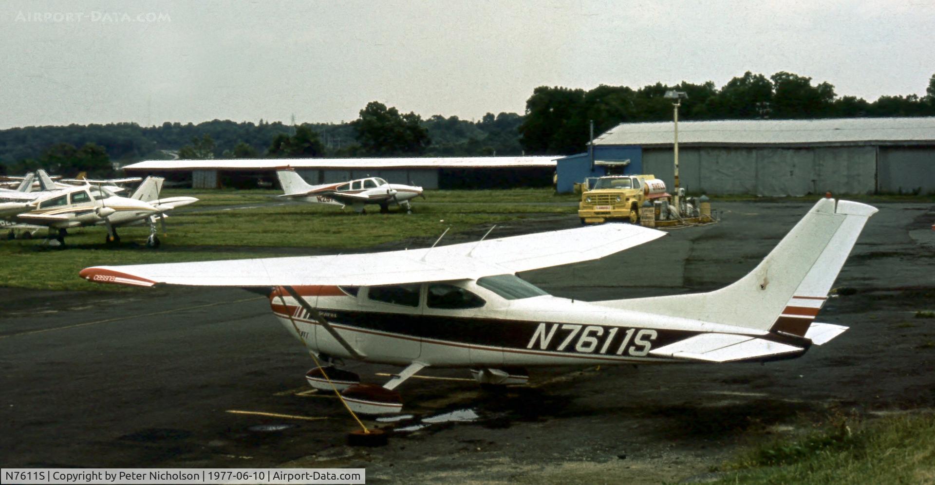 N7611S, 1976 Cessna 182Q Skylane C/N 18265259, This is how this Skylane looked in the summer of 1977.
