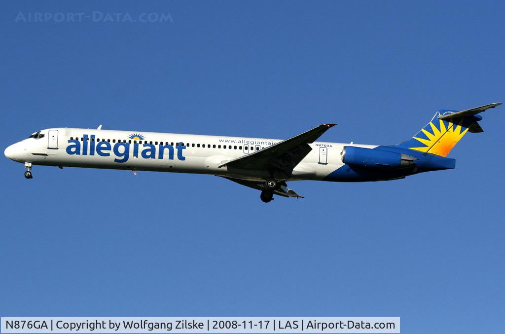 N876GA, 1995 McDonnell Douglas MD-83 (DC-9-83) C/N 53469, visitor